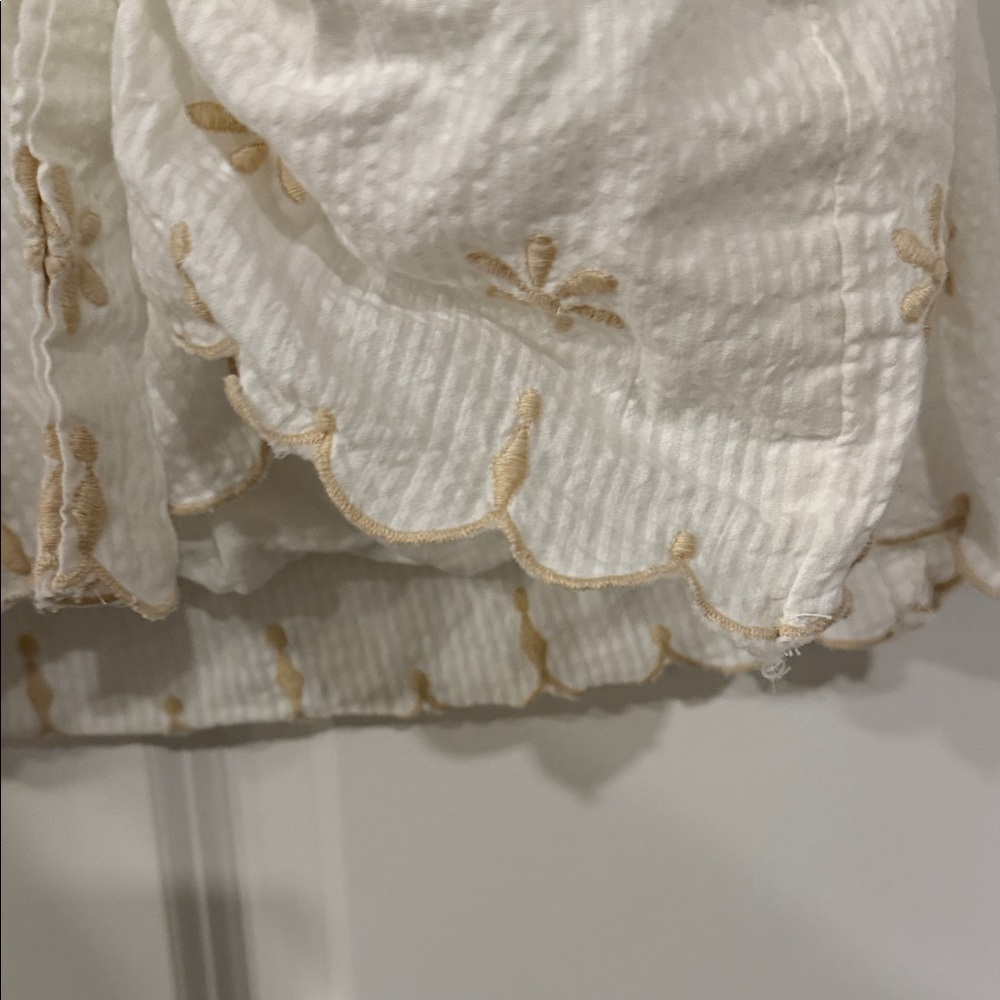 Lightly worn Free People Elegant White Embroidered Tie Back Tank size M - Picture 8 of 15